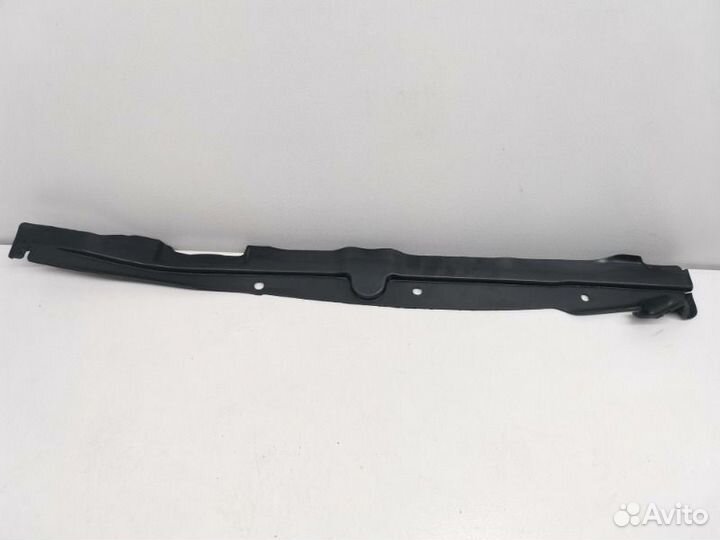 Пыльник крыла передний правый Land Rover Discovery