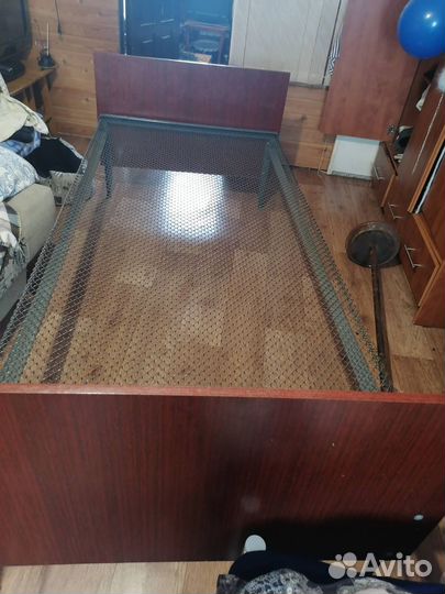 Кровать с панцирной сеткой