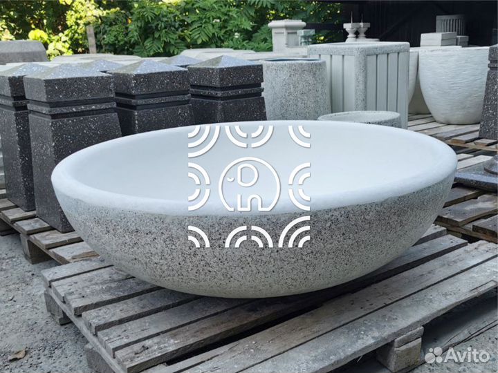 Вазон бетонный 