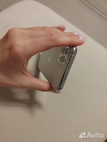 iPhone 11 Pro, 64 ГБ