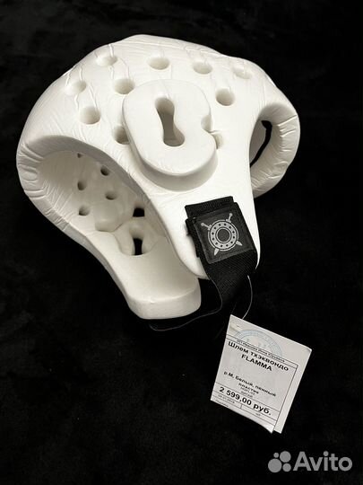 Шлем для единобортв