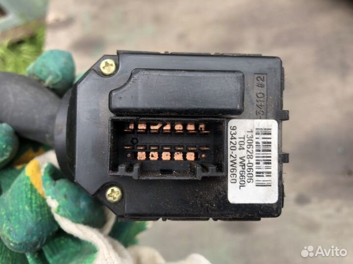 Подрулевой переключатель правый Hyundai Santa Fe 3