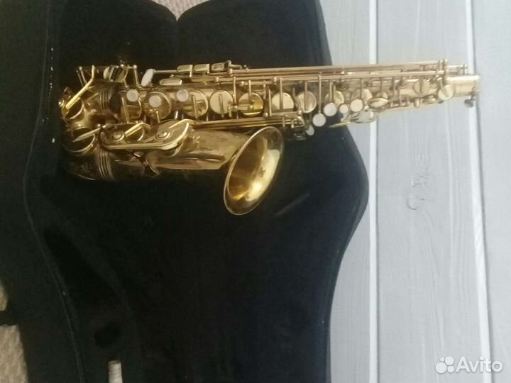 Саксофон альт