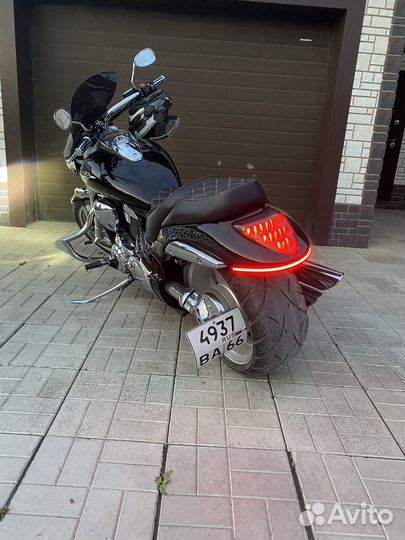 Suzuki boulevard m109r