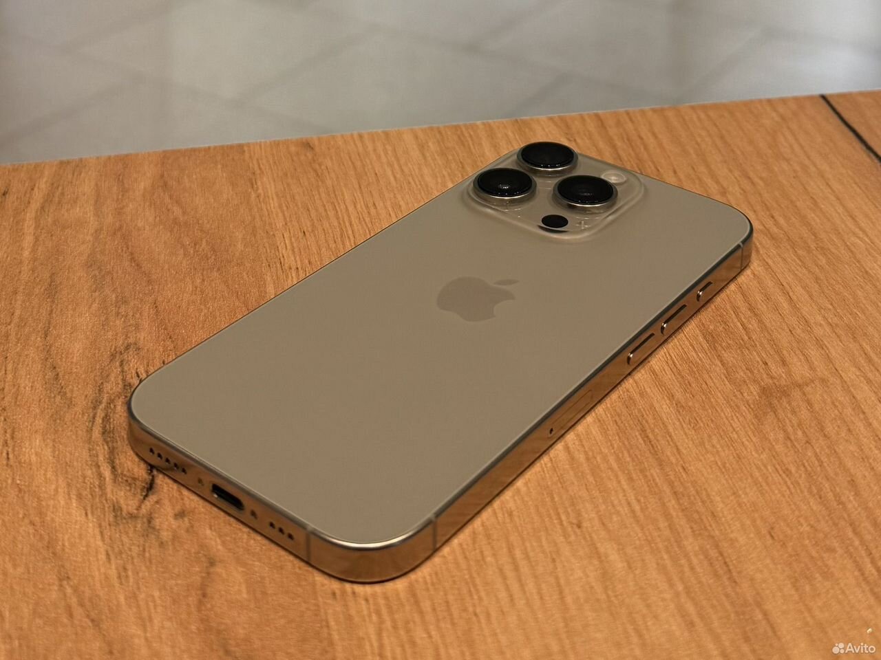 iPhone 16 Pro Max, 512 ГБ, SIM + eSIM