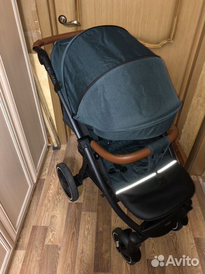 Коляска прогулочная