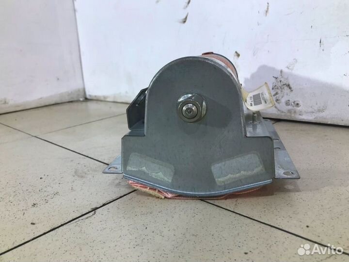 Подушка безопасности в торпеду