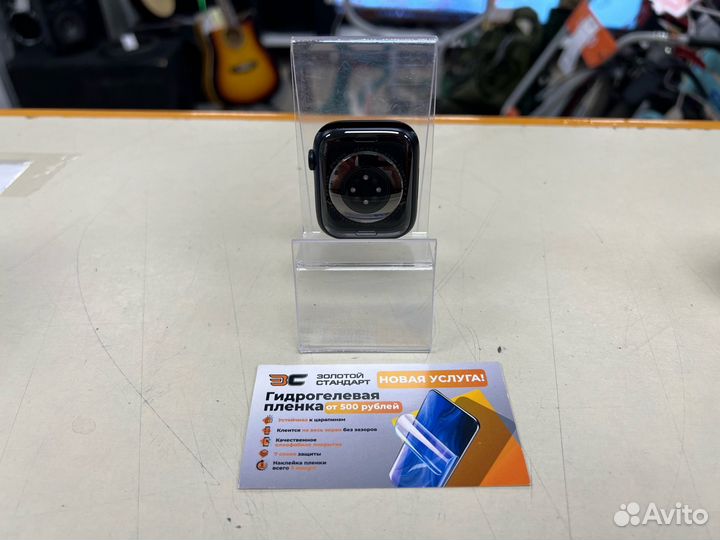 Смарт-часы Apple watch 8 45 mm (центр)