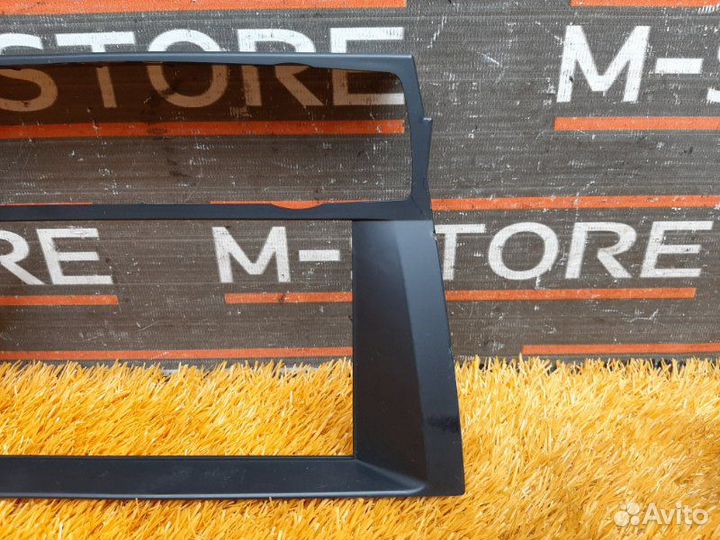 Накладка панели Bmw 3-Series E90 N46B20B 2009