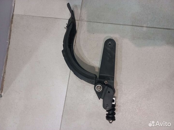 Вилка заднего колеса электросамоката Kugoo