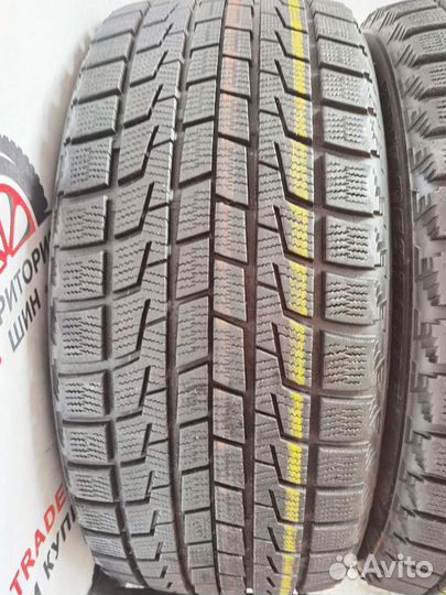 Bridgestone Blizzak Revo1 235/50 R17 96Q