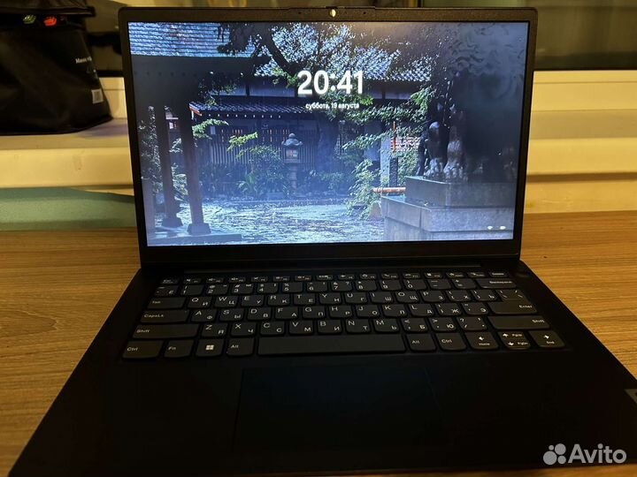 Ноутбук lenovo
