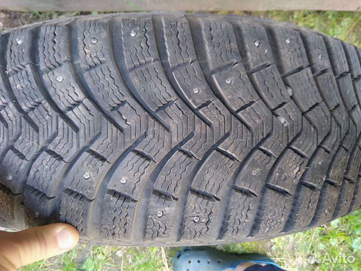 Michelin Agilis X-Ice North 215/65 R16 102
