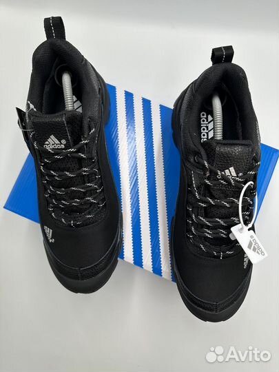 Кроссовки adidas gore tex