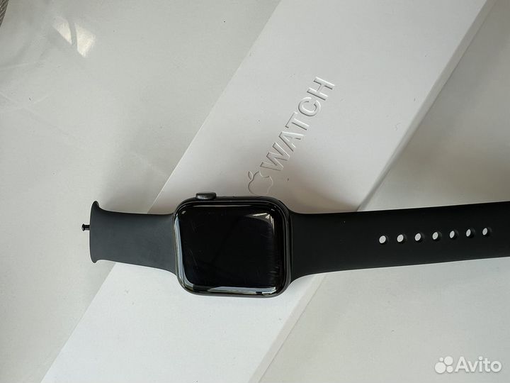 Часы Apple Watch 6 44mm