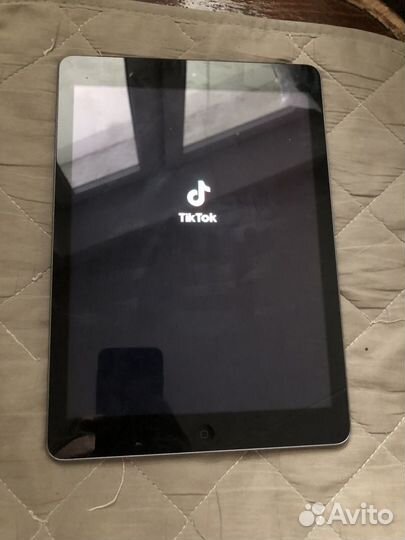 iPad air 32gb wifi black