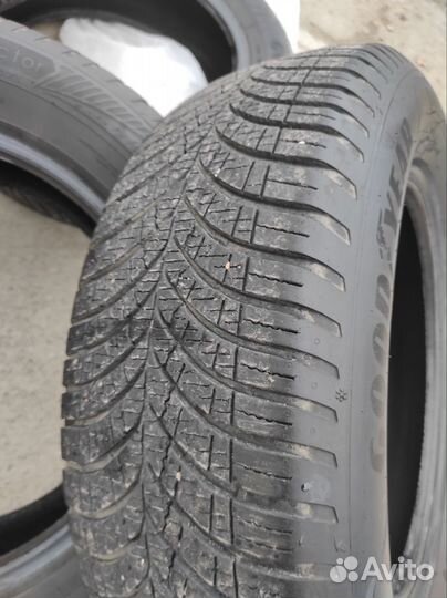 Goodyear Vector 4Seasons Gen-3 195/65 R15