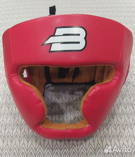 Шлем для единоборств