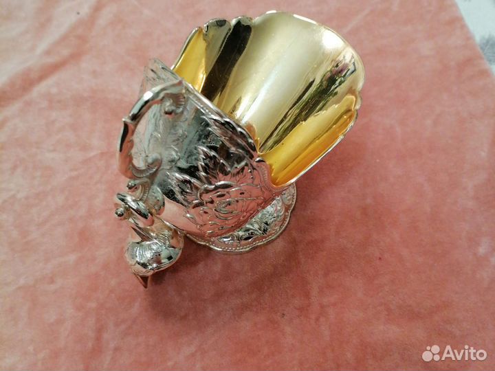 Антикварная сахарница