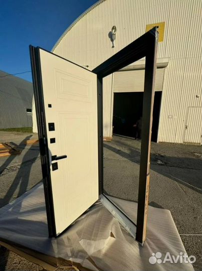 Дверь входная