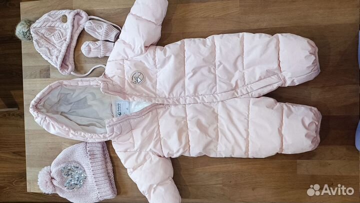 Комбинезон демисезонный 68 + 2 Шапочки и варежки