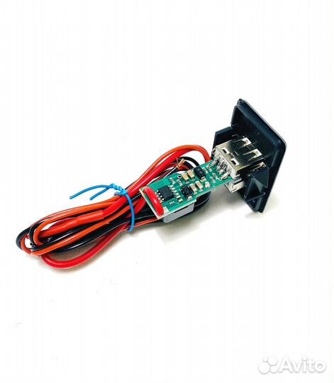 Разъём USB для зарядки Нива 2121-2131 2 выхода