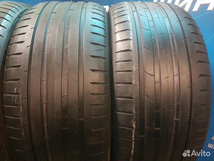 Nokian Tyres Hakka Black 275/45 R20