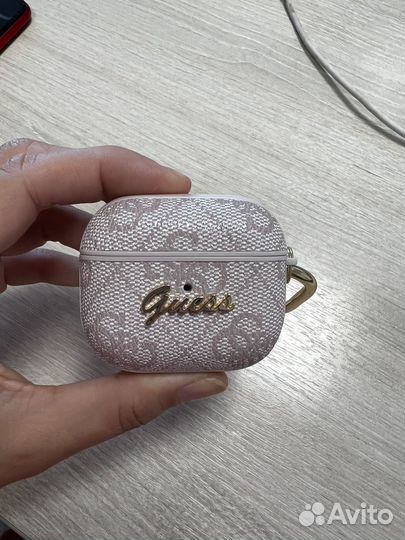 Чехол Guess на Airpods3