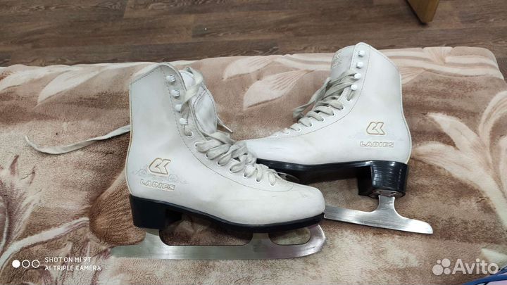 Коньки фигурные