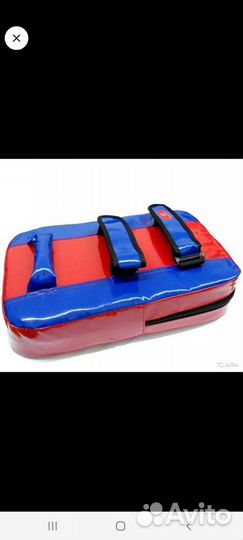 Перчатки боксерские, шлема, защита