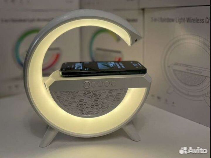 Ночник с беспроводной зарядкой