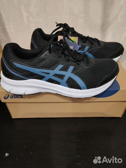 Беговые кроссовки Asics Jolt3 26,5см; 28см