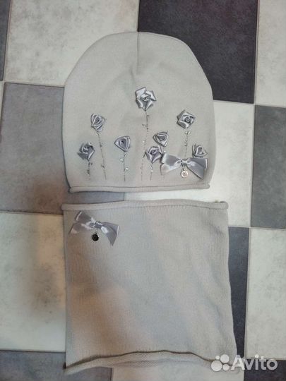 Комплект шапка и снуд