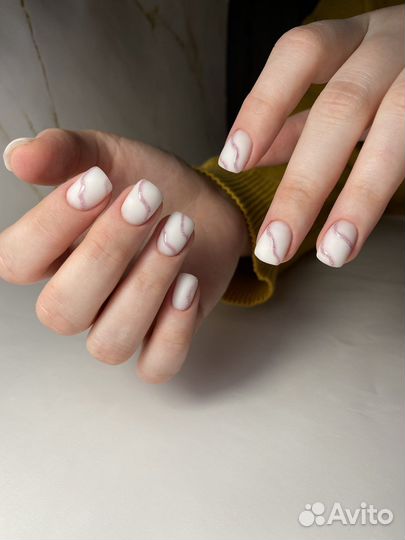 Маникюр на дому