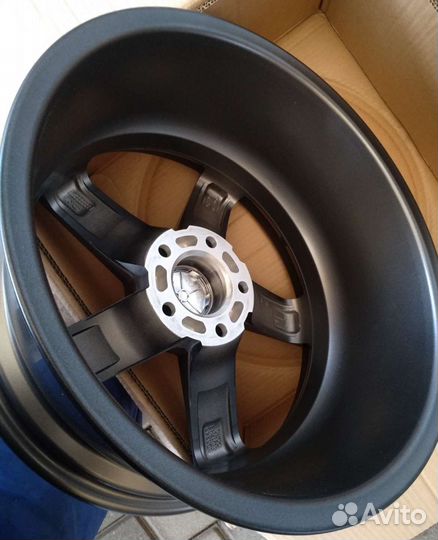 Литьё Dotz (Germany) r-17 (5x114,3) новое 4 шт