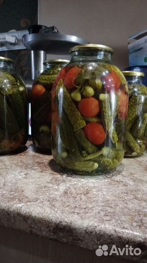 Огурцы маринованные