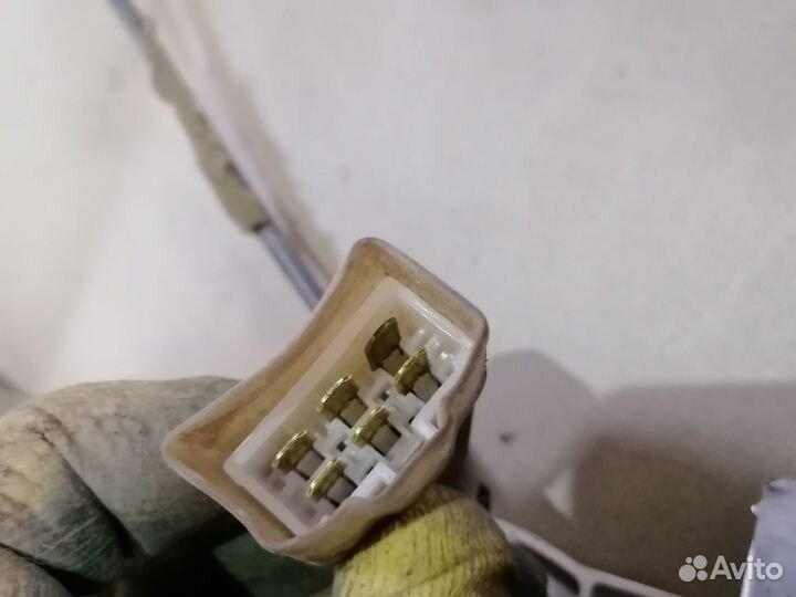 Блок управления отопителем Mazda 323 E5 1.5 1985