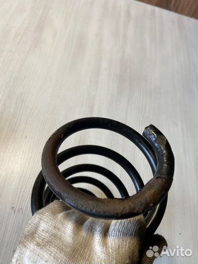 Пружина передняя Volkswagen Passat B6 BSE 1 2008