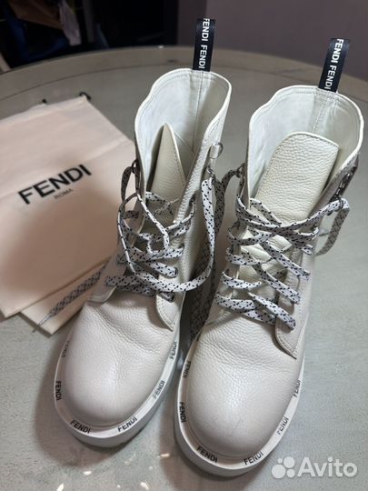 Ботинки женские Fendi