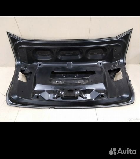 Крышка багажника Форд fiesta