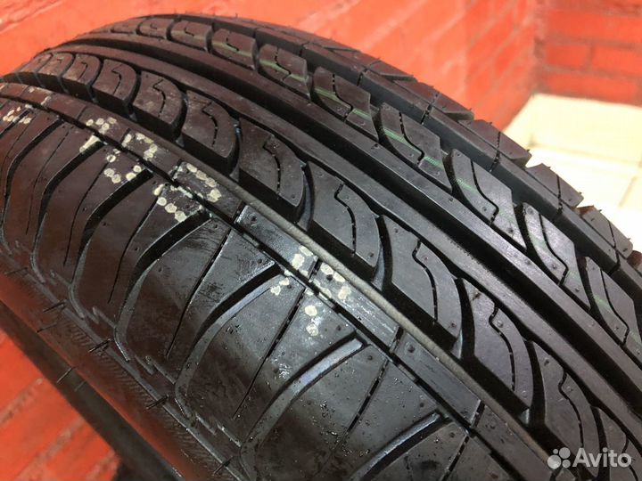 Centara Vanti AS 165/65 R13 77T