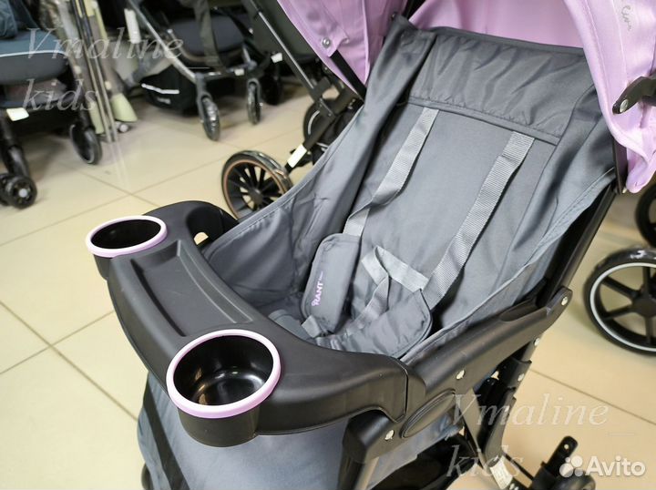 Легкая прогулочная коляска