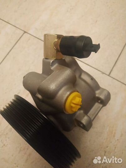 Насос гур Ford fiesta/Ford KA/Mazda
