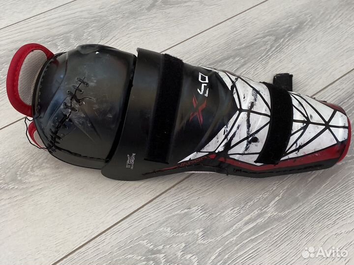 Щитки хоккейные x60