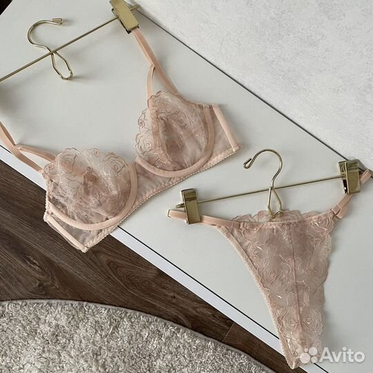 Комплект нижнего белья