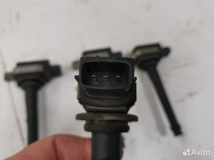 Катушка зажигания Nissan Tiida хэтчбек HR16 2007
