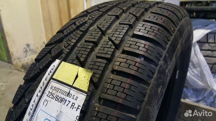 Pirelli Winter Sottozero 210 Serie II 225/60 R17