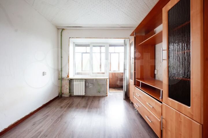 Комната 30 м² в 5-к., 5/5 эт.