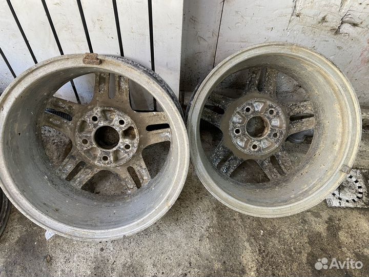 Диски R15 6J 5/114.3 на Honda CR-V