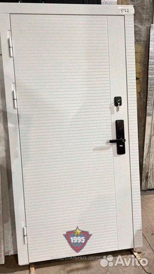 Дверь входная металлическая с электронным замком